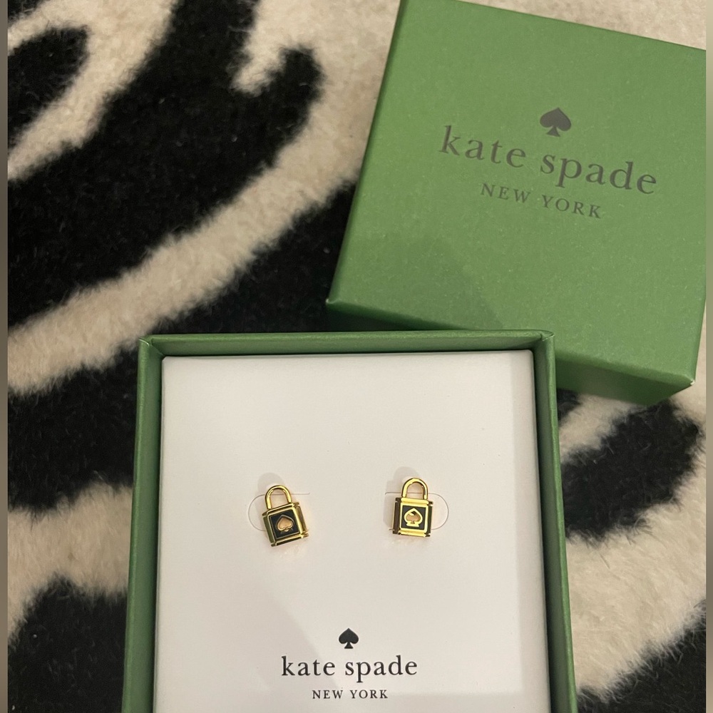 KATE SPADE Gold-Plated Lock and Spade Cutout Padlock Stud Earrings NWT✨✨✨ - Picture 2 of 9